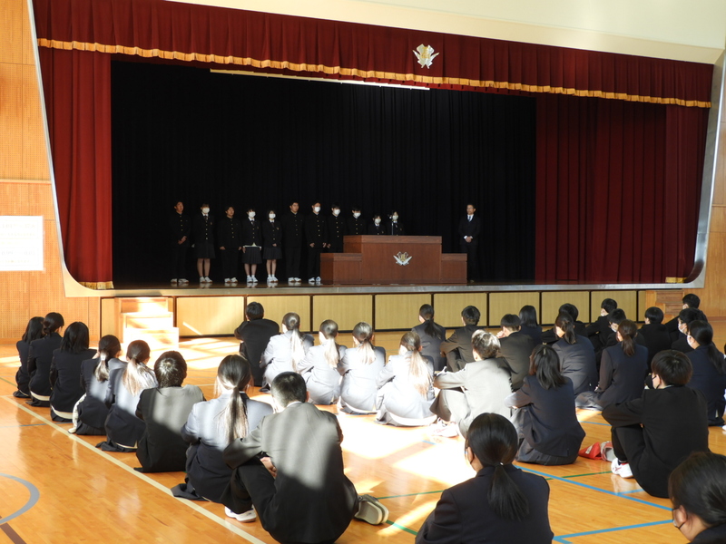 202412214_生徒会任命式04.JPG
