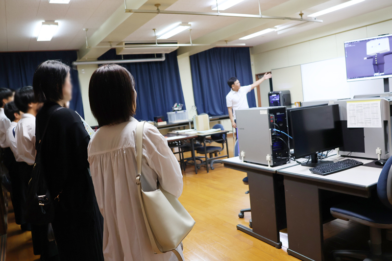 1017_夜間学校見学会 (45)